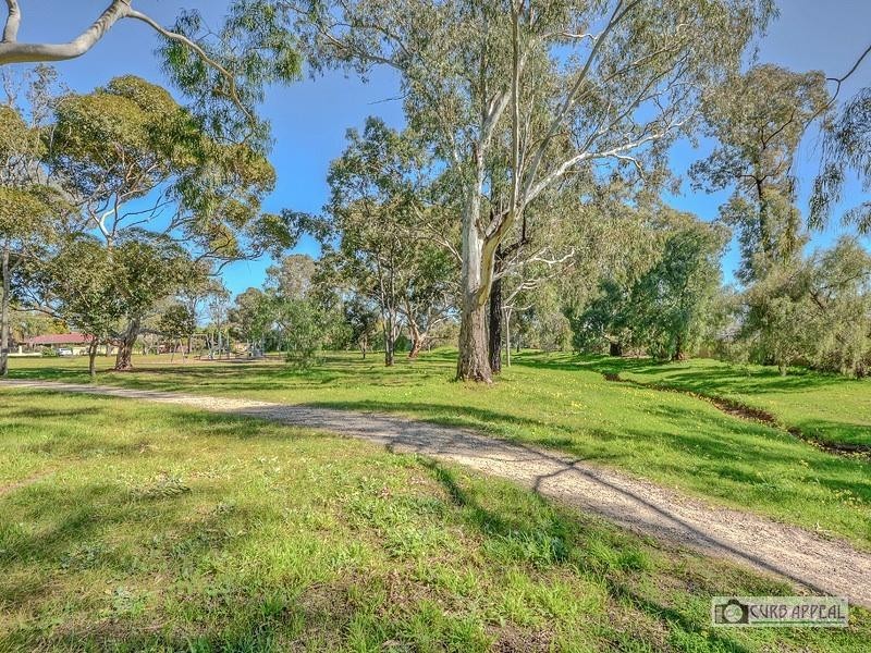 6 Lynton Street, Salisbury East SA 5109