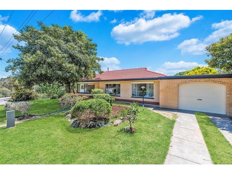 4 Carmel Avenue, Vista SA 5091