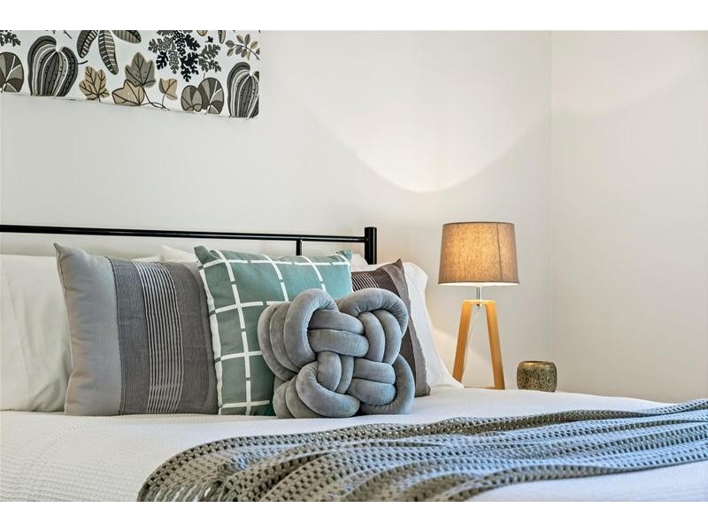 4 Carmel Avenue, Vista SA 5091