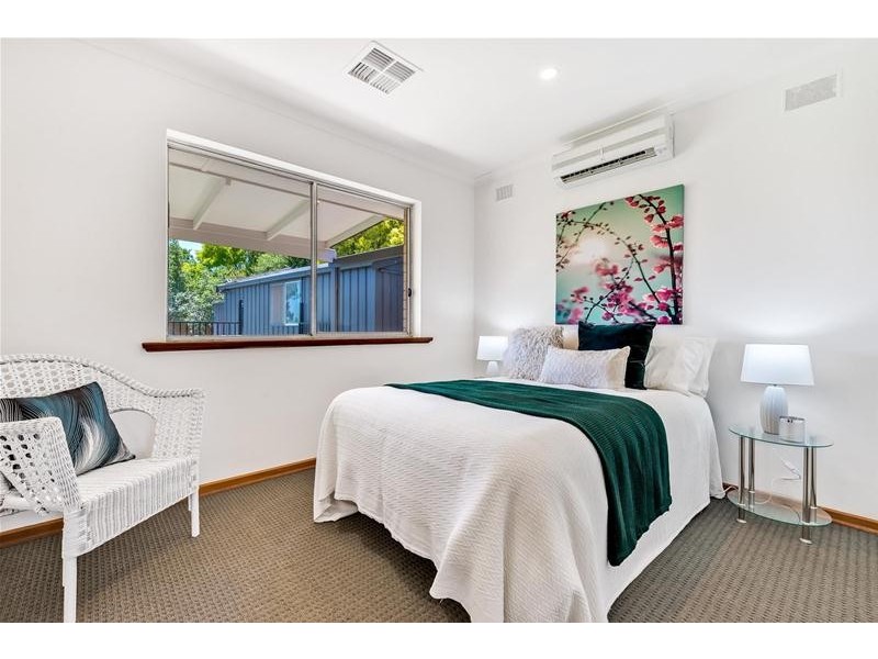 4 Carmel Avenue, Vista SA 5091