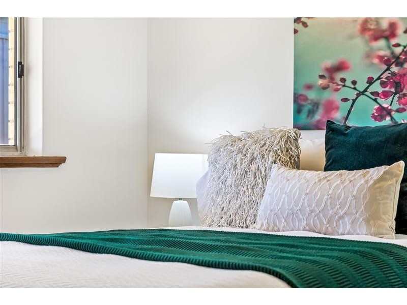 4 Carmel Avenue, Vista SA 5091