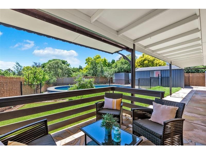 4 Carmel Avenue, Vista SA 5091