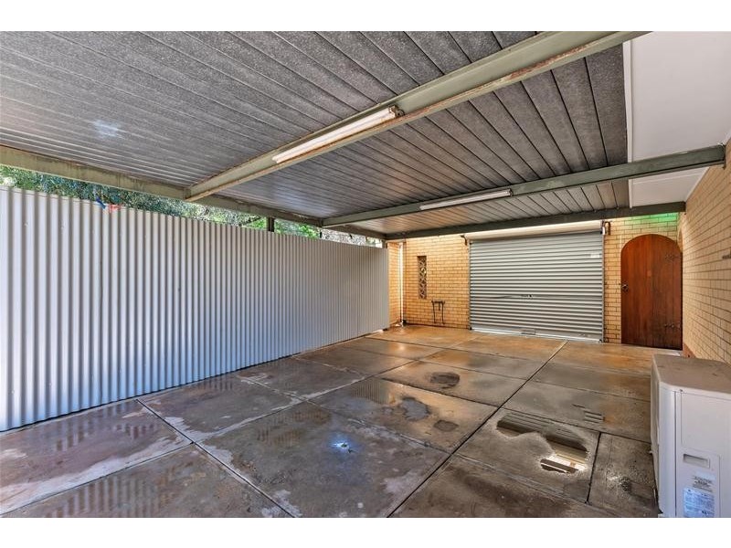 4 Carmel Avenue, Vista SA 5091