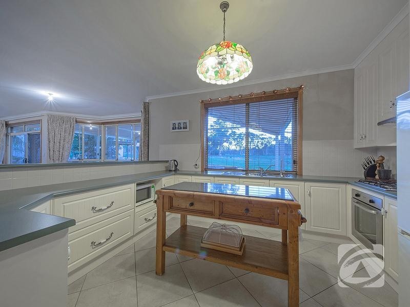 27 Scott Road, Kersbrook SA 5231