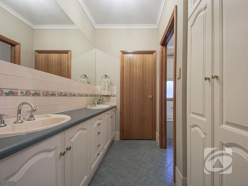 27 Scott Road, Kersbrook SA 5231