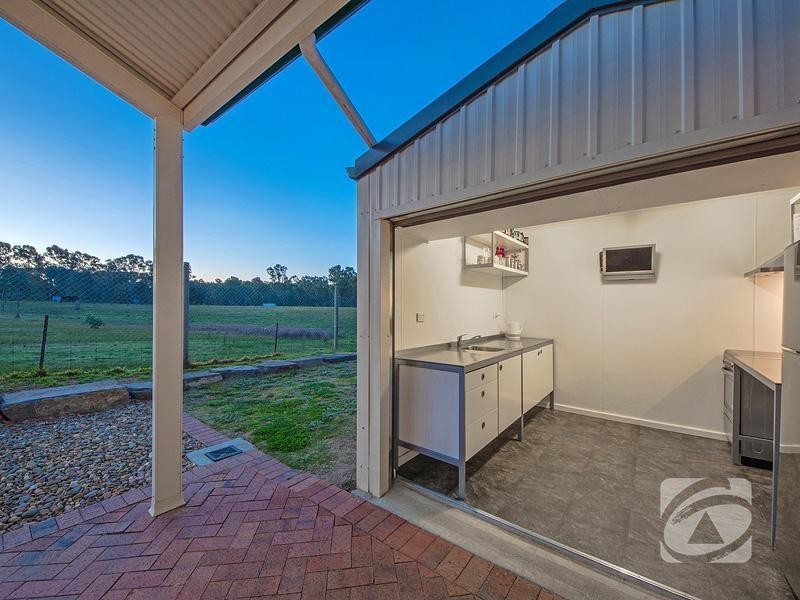 27 Scott Road, Kersbrook SA 5231
