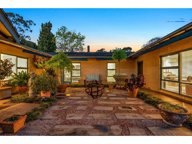 7 Condada Drive, Banksia Park SA 5091