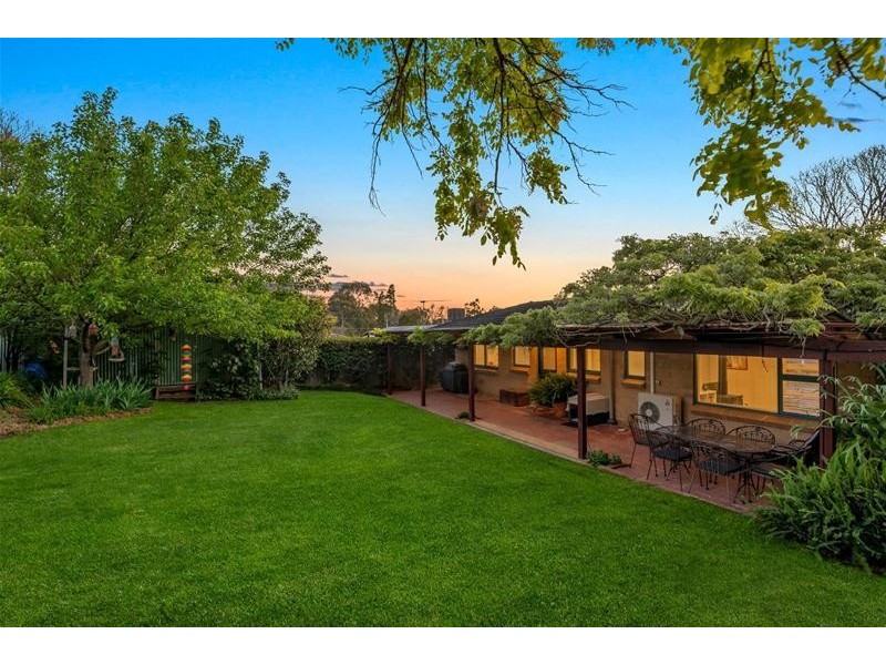 7 Condada Drive, Banksia Park SA 5091