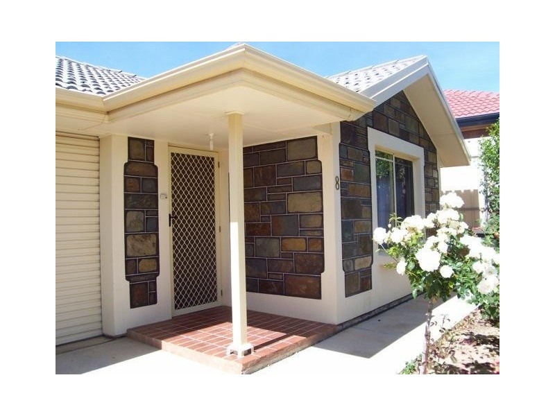 8 Raunsley Circuit, Greenwith SA 5125