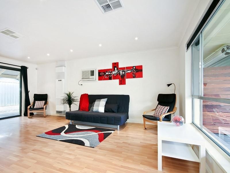 5 Allchurch Avenue, Redwood Park SA 5097