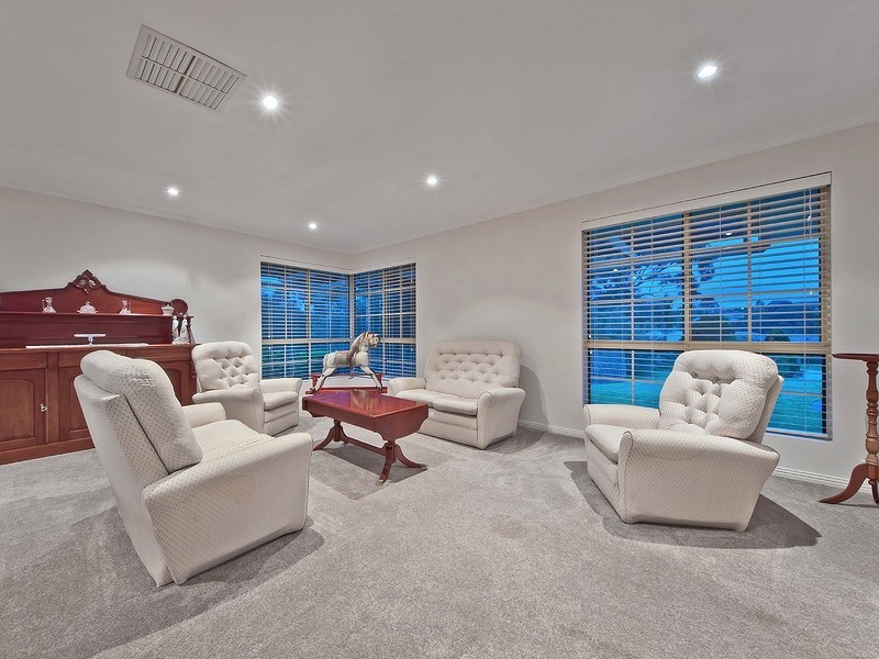 15 Summer Hill Court, Wynn Vale SA 5127