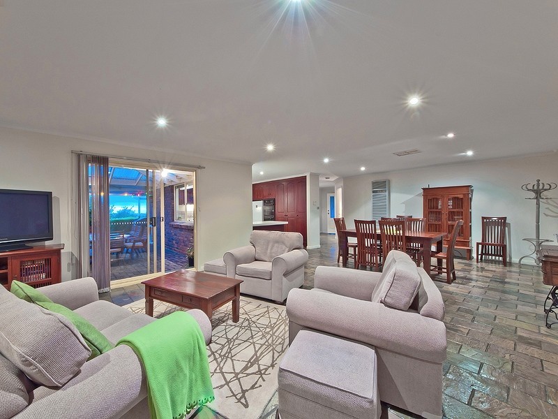 15 Summer Hill Court, Wynn Vale SA 5127