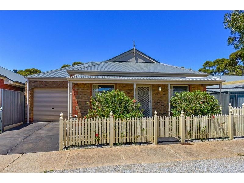 11 Salmon Gum Crescent, Blakeview SA 5114