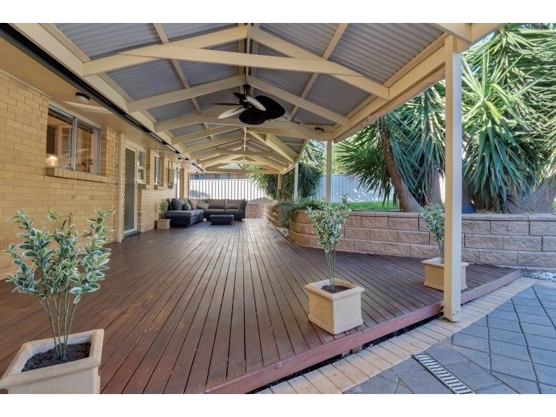 5 Allchurch Avenue, Redwood Park SA 5097