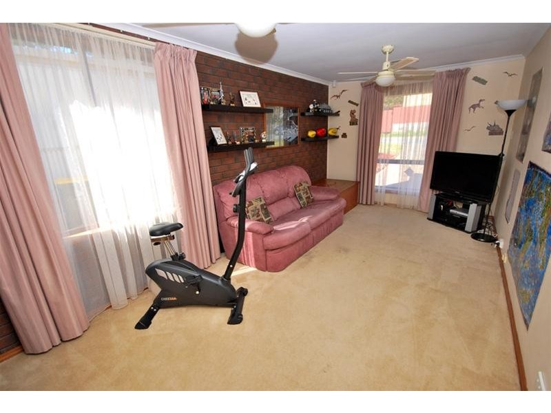 20 Hartog Street, Fairview Park SA 5126