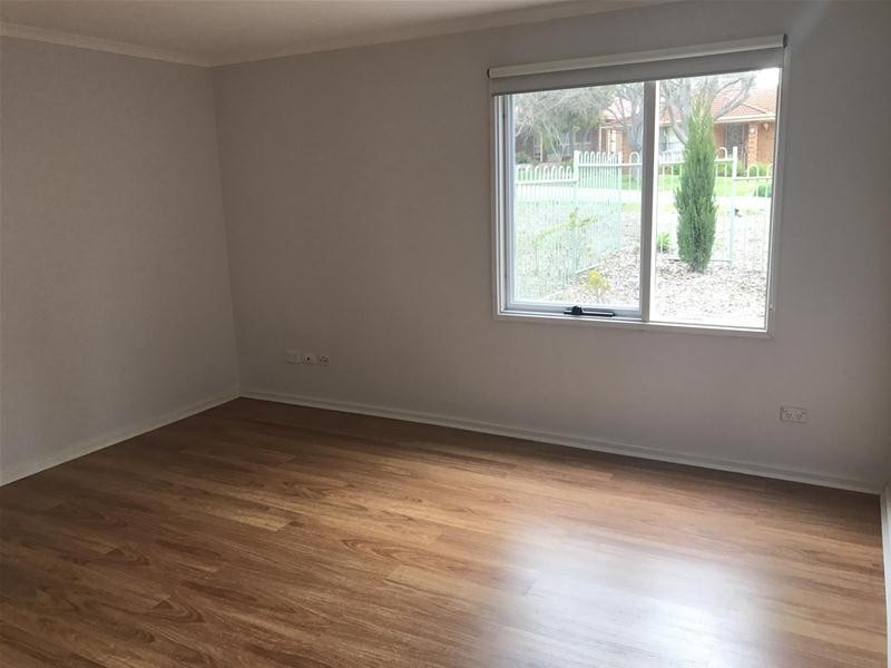 8 McCullough Court, Golden Grove SA 5125