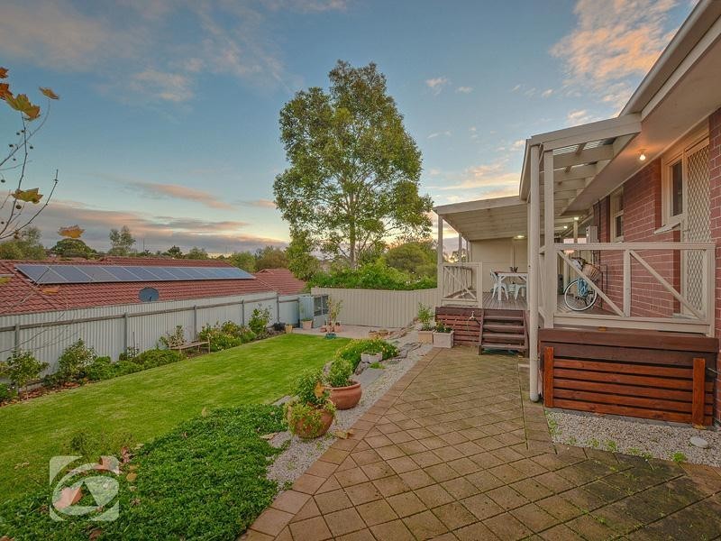 5 Dargie Avenue, Hope Valley SA 5090