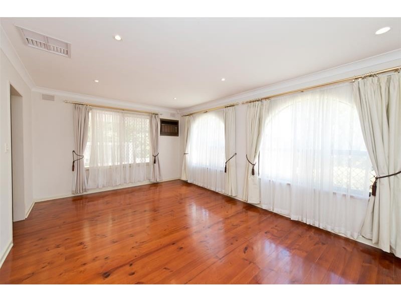 59 Far View Crescent, Ridgehaven SA 5097