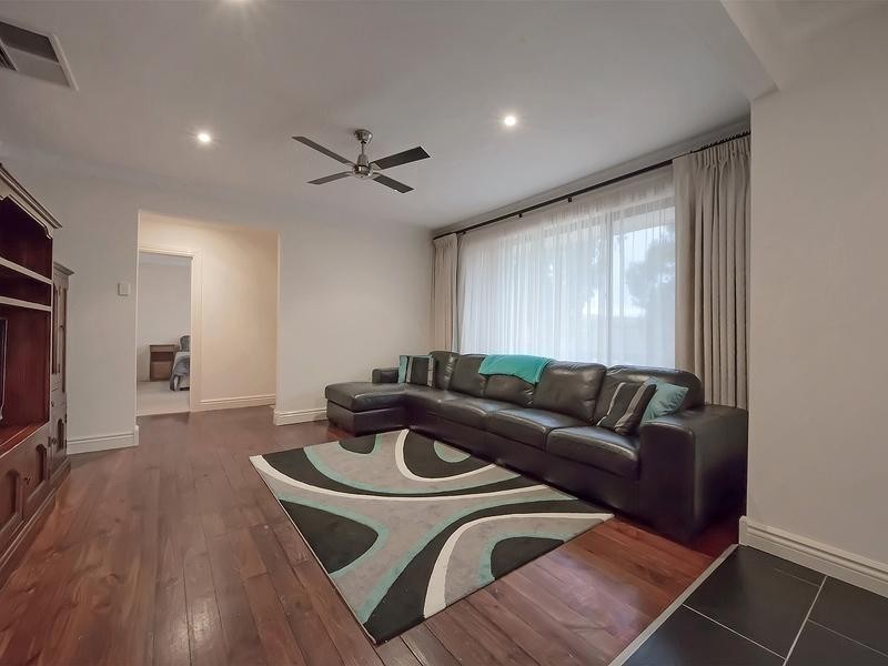 26 Cooinda Avenue, Redwood Park SA 5097