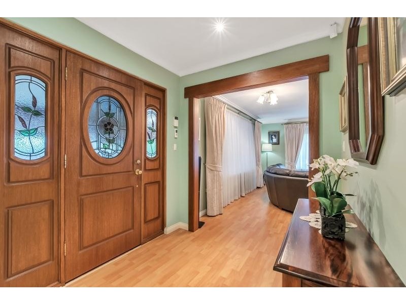 11 Leichardt Avenue, Ingle Farm SA 5098