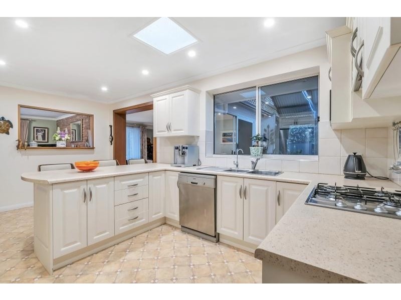 11 Leichardt Avenue, Ingle Farm SA 5098