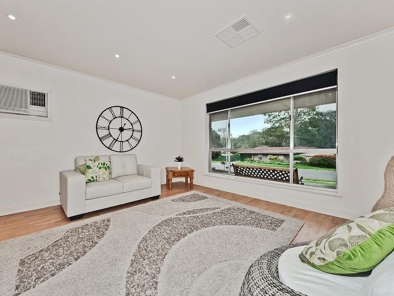 5 Allchurch Avenue, Redwood Park SA 5097