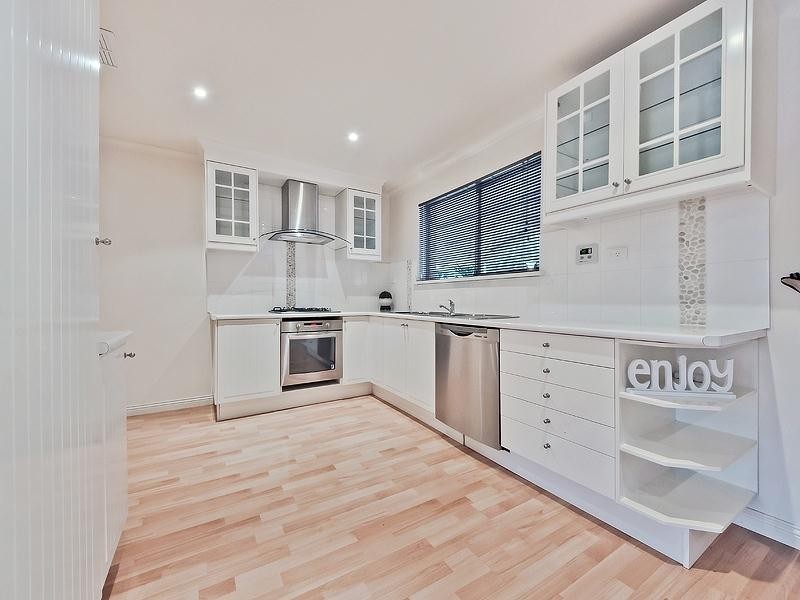 5 Allchurch Avenue, Redwood Park SA 5097