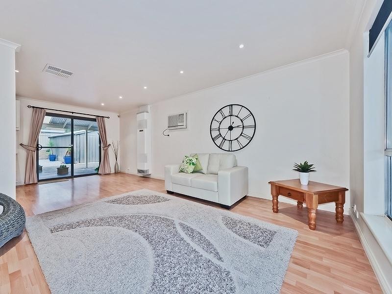 5 Allchurch Avenue, Redwood Park SA 5097