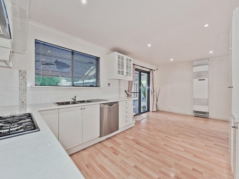 5 Allchurch Avenue, Redwood Park SA 5097