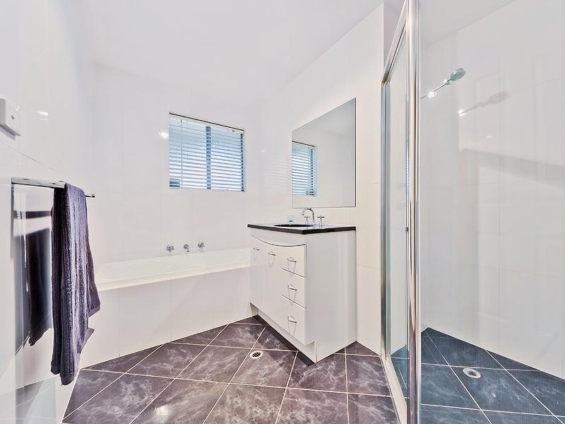 5 Allchurch Avenue, Redwood Park SA 5097