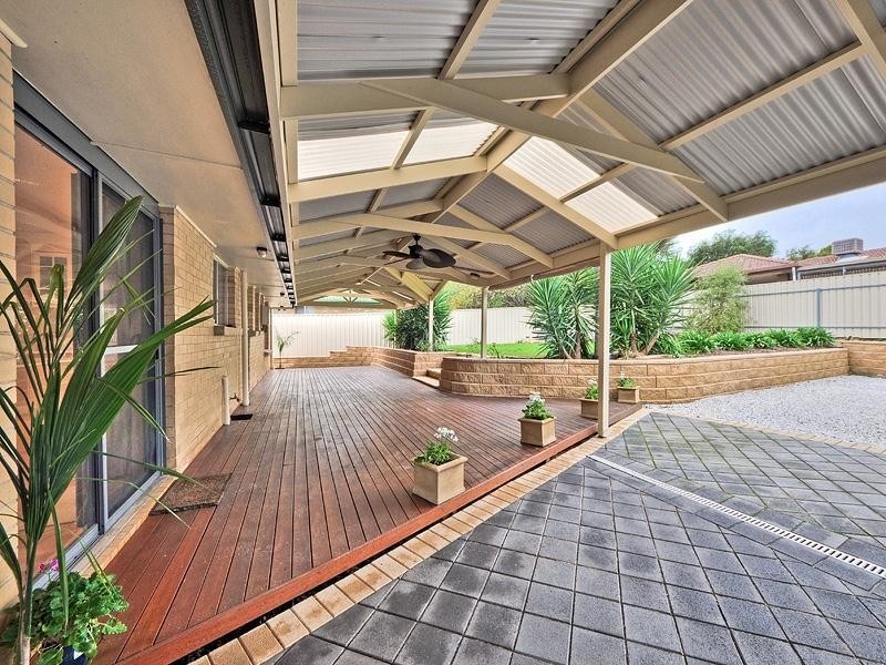 5 Allchurch Avenue, Redwood Park SA 5097