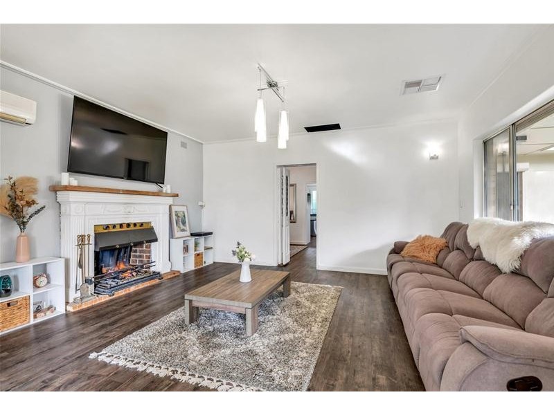 6 Homely Place, Vista SA 5091