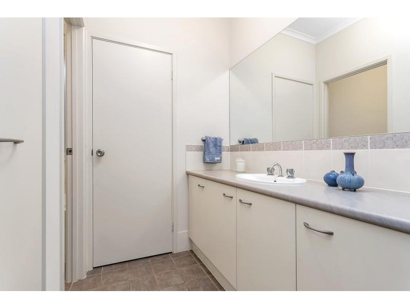 16 Swallow Avenue, Modbury Heights SA 5092