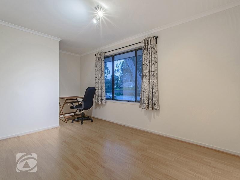 5 Roy Avenue, Ridgehaven SA 5097