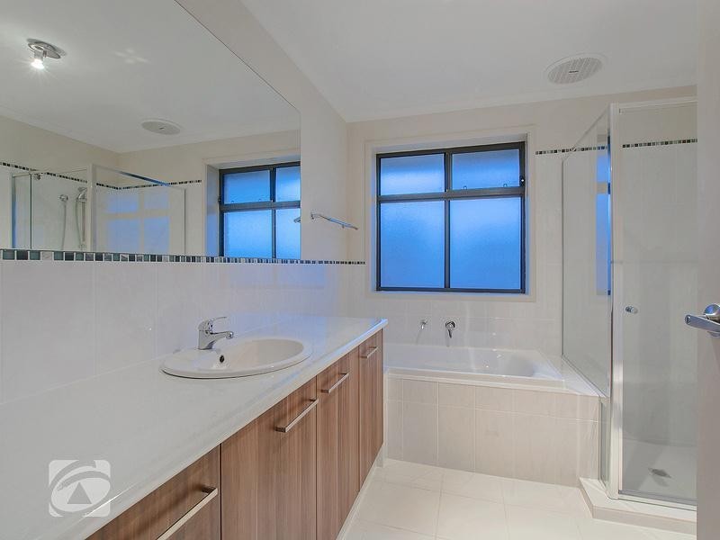 5 Roy Avenue, Ridgehaven SA 5097