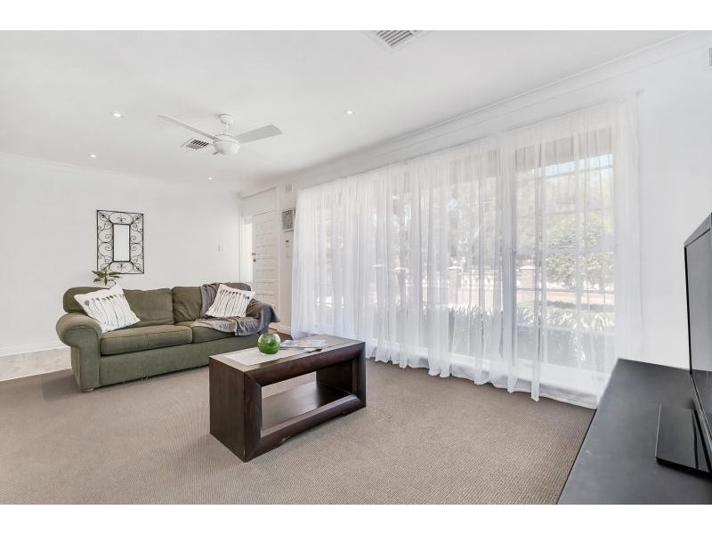 8 Yelland Street, Hillcrest SA 5086