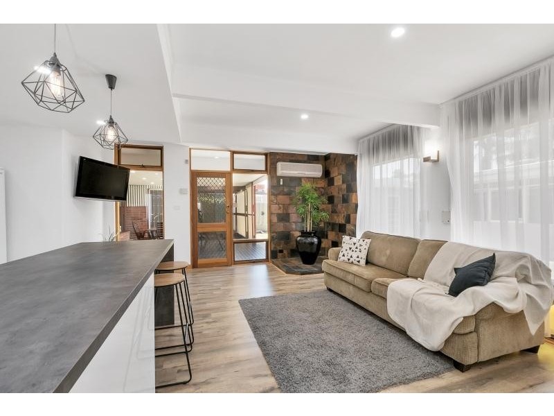 8 Yelland Street, Hillcrest SA 5086