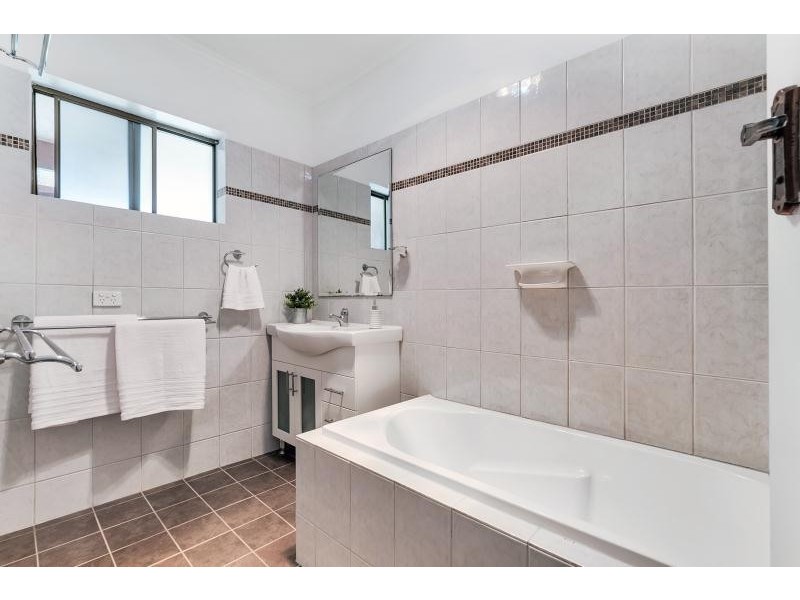 8 Yelland Street, Hillcrest SA 5086