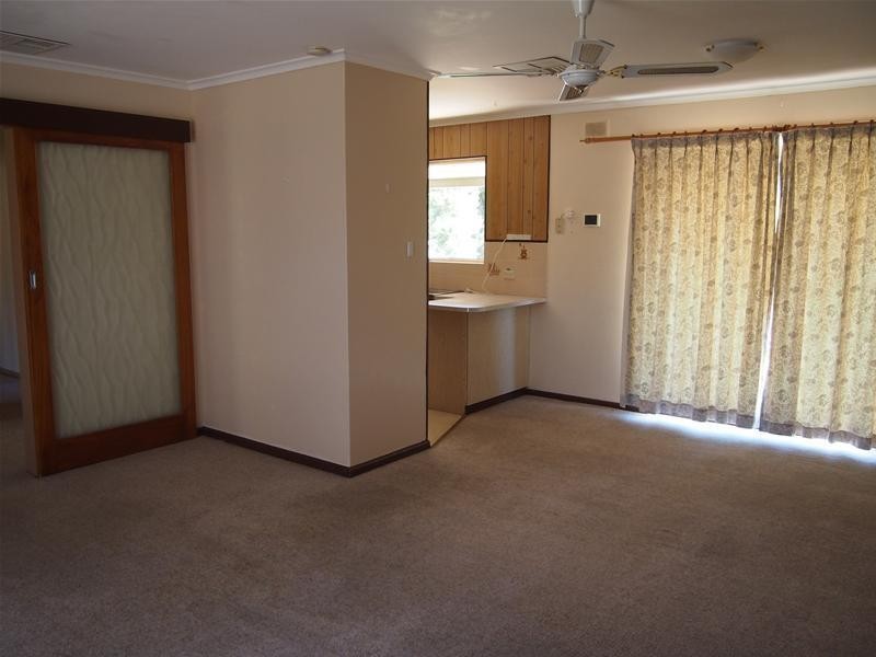 40 Somerset Avenue, Redwood Park SA 5097