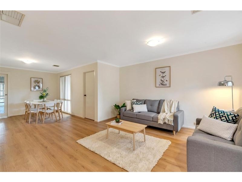 5 Woodbury Place, Ridgehaven SA 5097