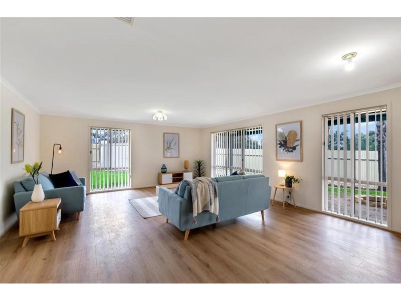 5 Woodbury Place, Ridgehaven SA 5097