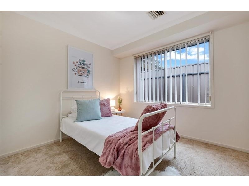 5 Woodbury Place, Ridgehaven SA 5097