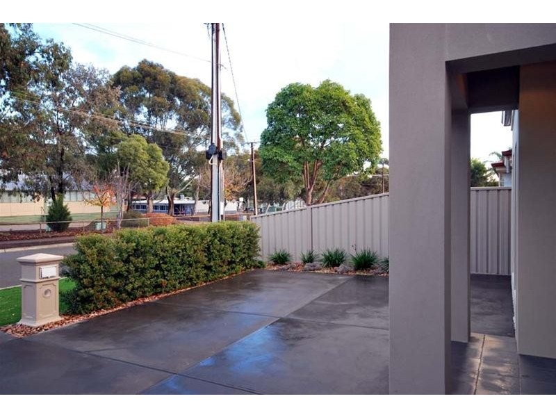 8A Springfield Avenue, Athelstone SA 5076