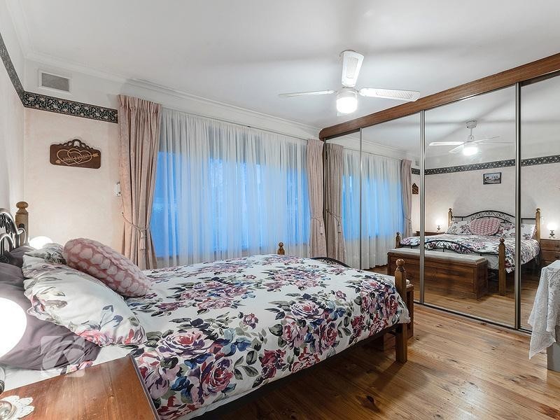 11 Tarana Road, Hope Valley SA 5090