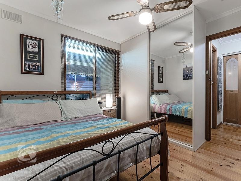 11 Tarana Road, Hope Valley SA 5090