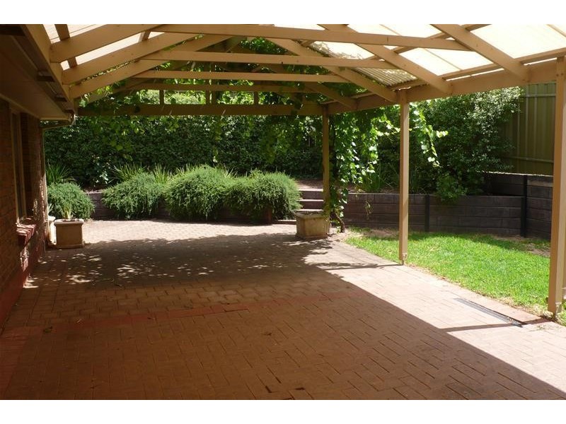 18 Halcyon Avenue, Greenwith SA 5125