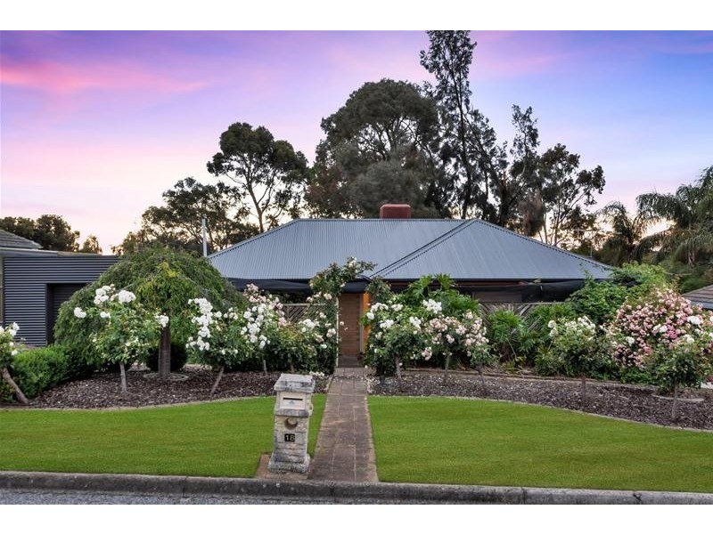 18 Cremin Street, Fairview Park SA 5126