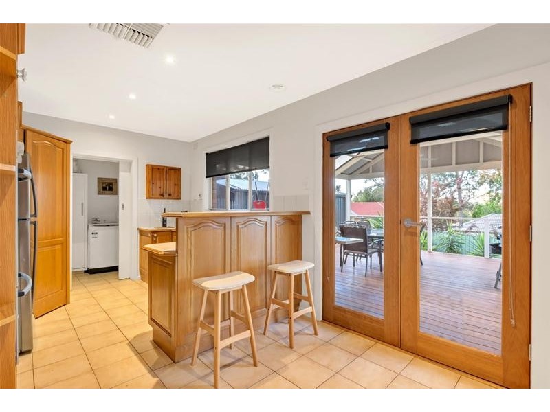 18 Cremin Street, Fairview Park SA 5126