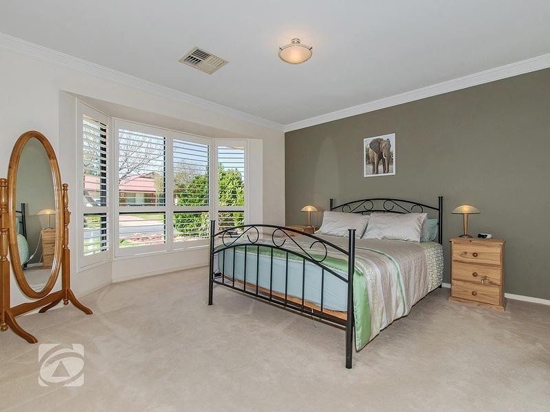 13 Bowman Street, Walkley Heights SA 5098