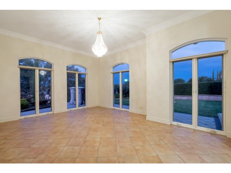 2 Eider Court, Greenwith SA 5125